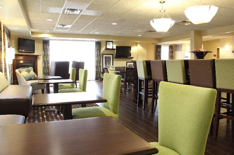 בית מלון כפרי Hampton Inn Danville