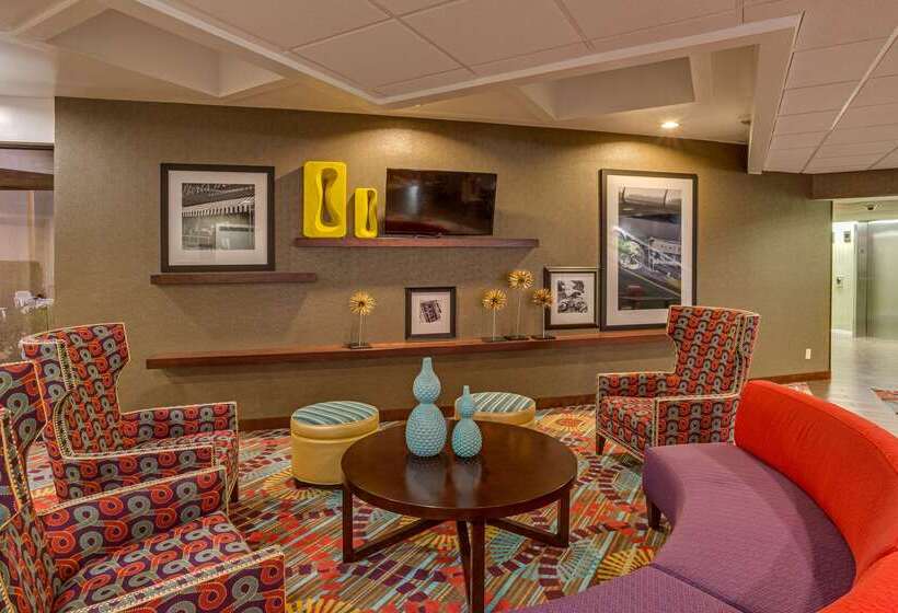 فندق Hampton Inn Daytona Speedway