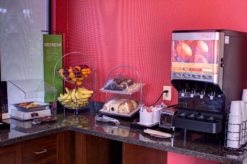 فندق Hampton Inn Daytona Speedway