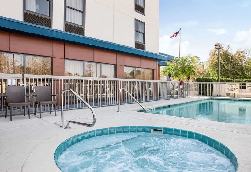 هتل Hampton Inn Debary/deltona
