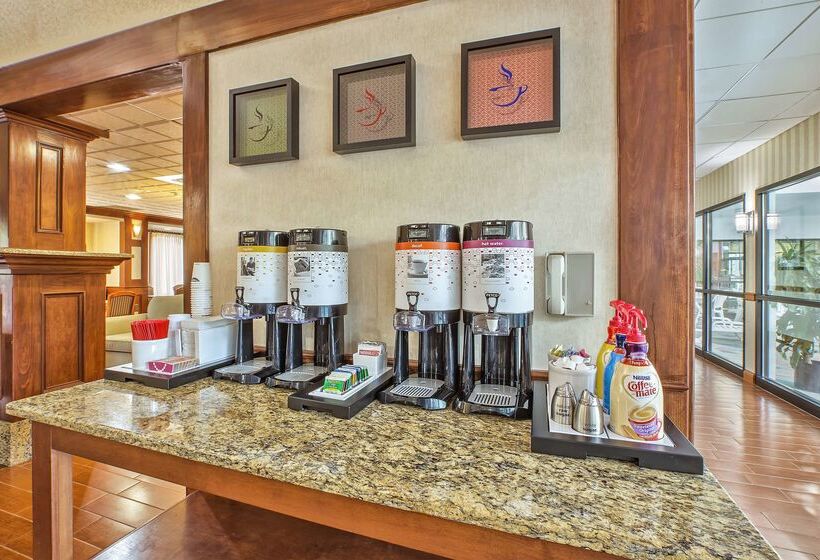 Hampton Inn Hotel Detroit/belleville Airport Area