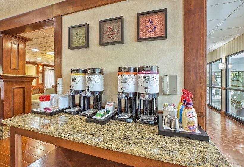 Hampton Inn Hotel Detroit/belleville Airport Area