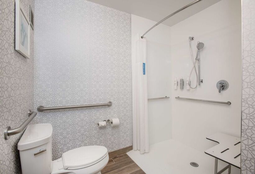 فندق Hampton Inn Dry Ridge