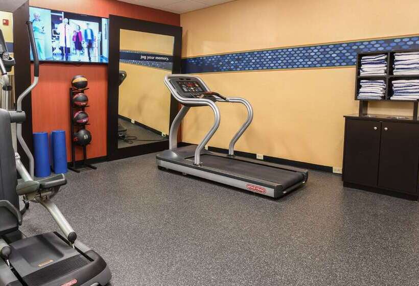 فندق Hampton Inn Dry Ridge