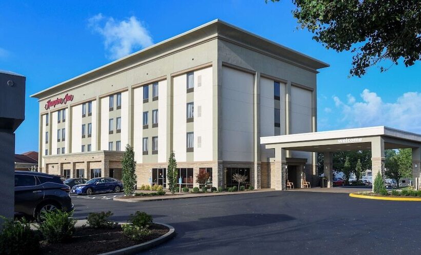 فندق Hampton Inn Dry Ridge