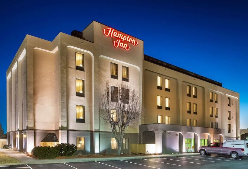 فندق Hampton Inn Dry Ridge