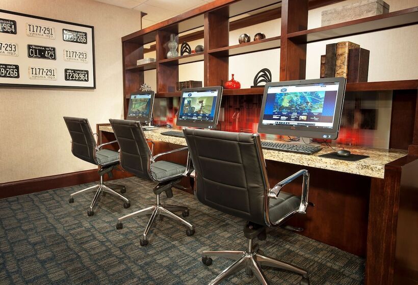 Отель Hampton Inn Dulles Cascades