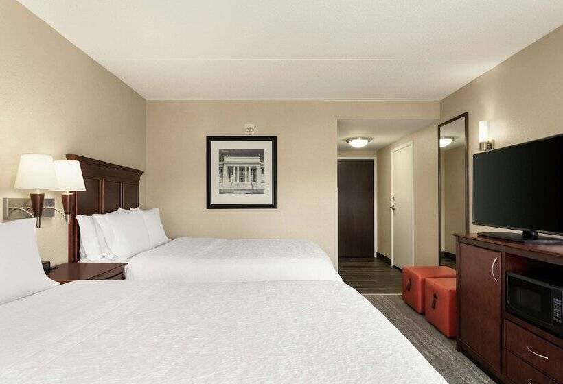 Отель Hampton Inn Dulles Cascades