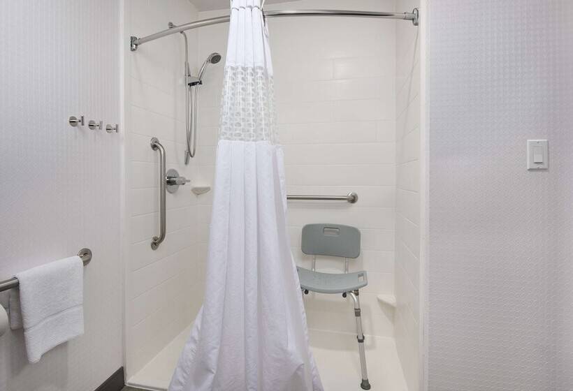 호텔 Hampton Inn By Hilton Eagle Pass