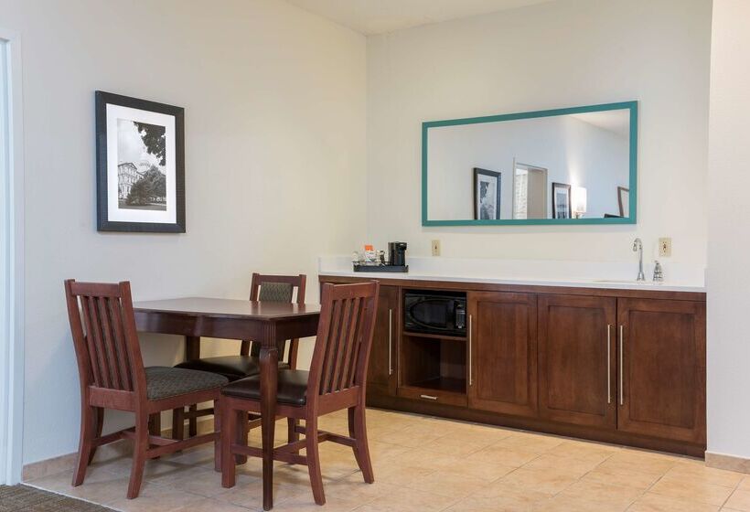 فندق Hampton Inn East Lansing