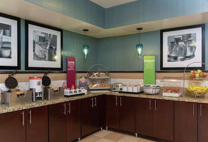 호텔 Hampton Inn East Lansing