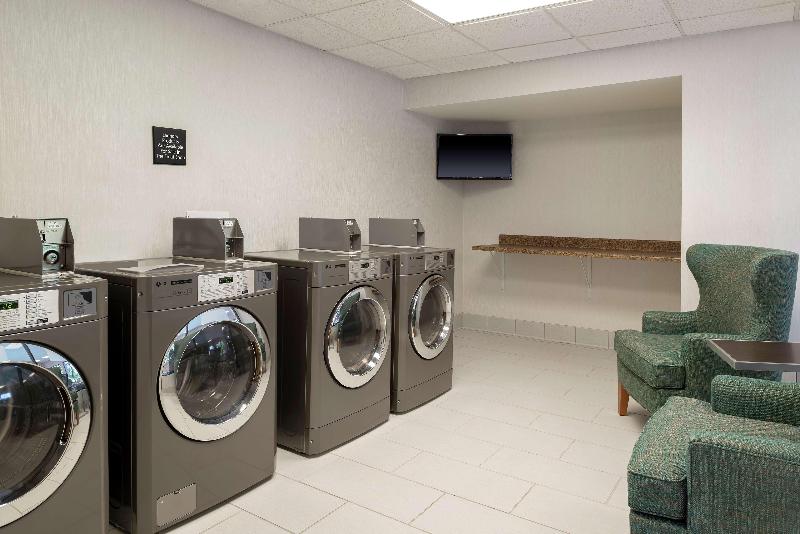 فندق Hampton Inn East Lansing