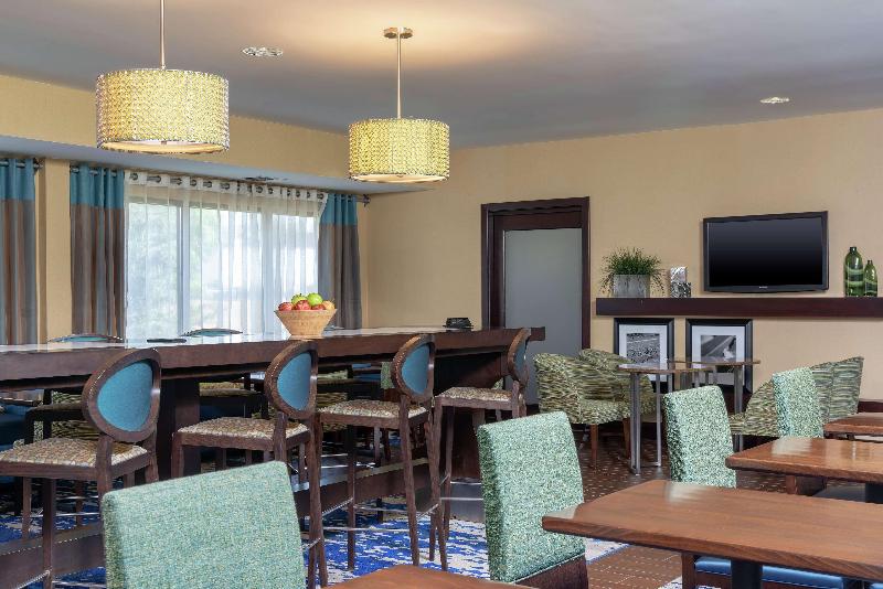 فندق Hampton Inn East Lansing