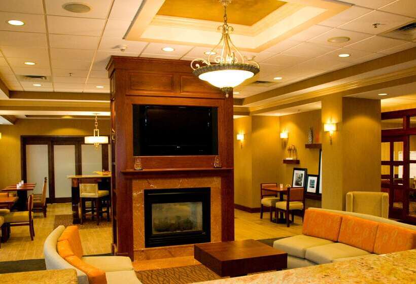호텔 Hampton Inn Easton