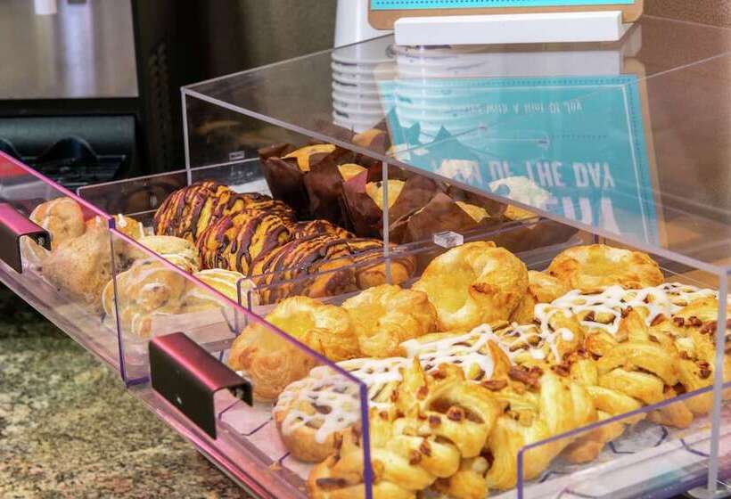 호텔 Hampton Inn Eugene