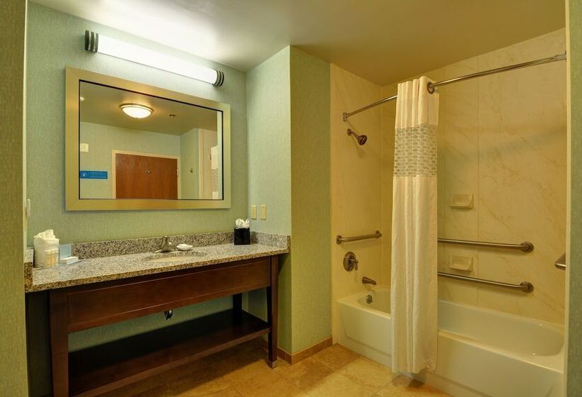 فندق Hampton Inn Franklin / Milford