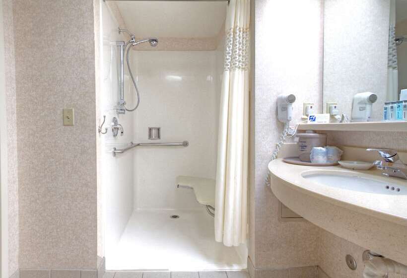 فندق Hampton Inn Fremont