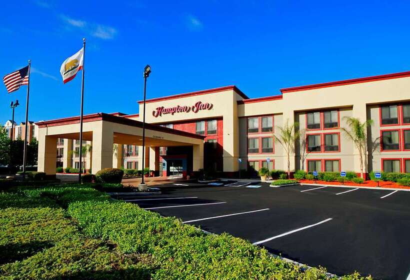 فندق Hampton Inn Fremont