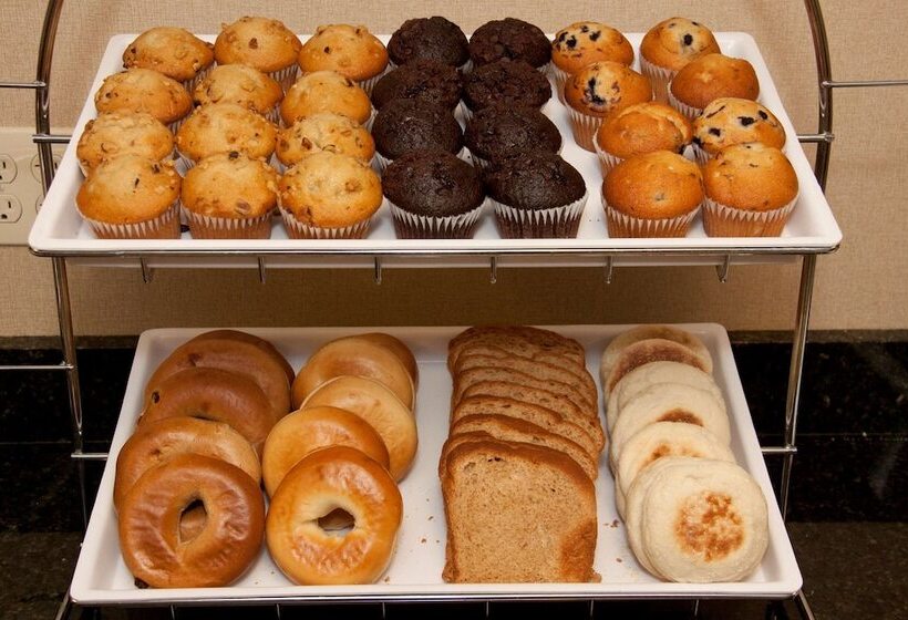 فندق Hampton Inn Fremont