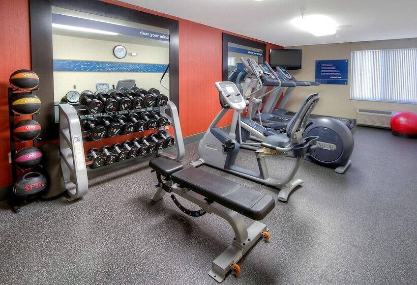 فندق Hampton Inn Fremont