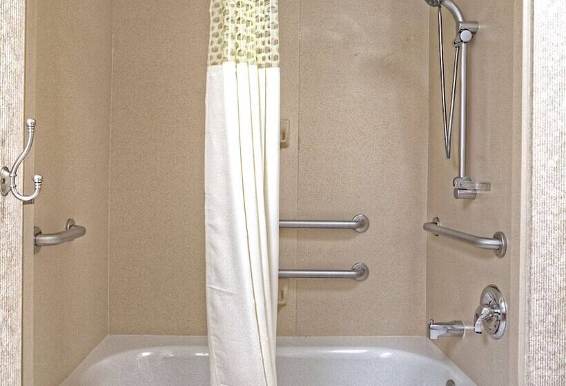 فندق Hampton Inn Fremont