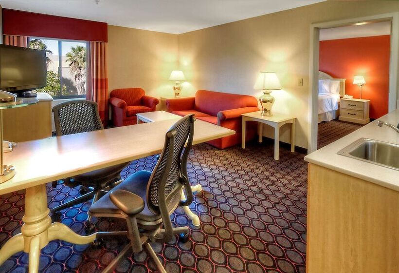 فندق Hampton Inn Fremont