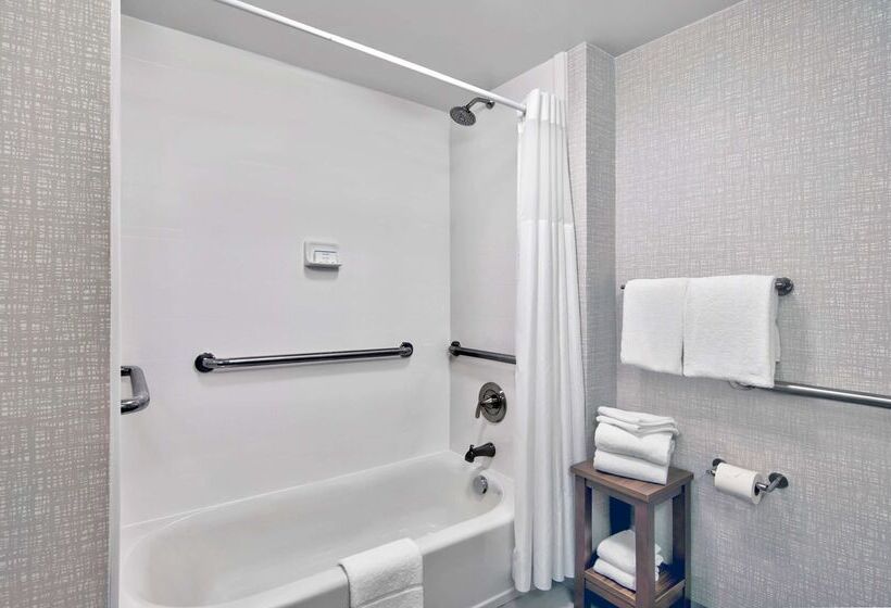 فندق Hampton Inn Ft. Lauderdale Airport North Cruise Port