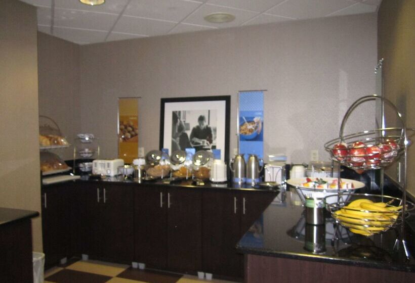 酒店 Hampton Inn Fort Myers Airport & I 75