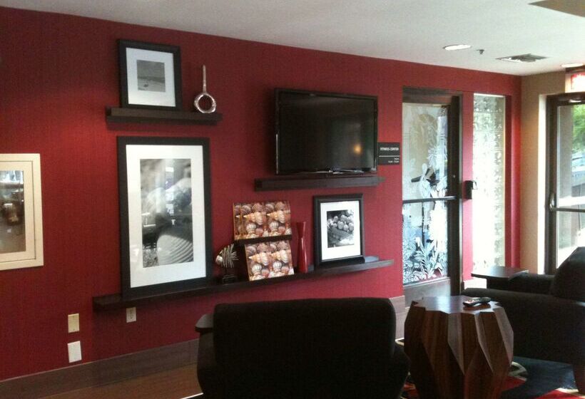 酒店 Hampton Inn Fort Myers Airport & I 75