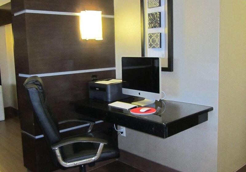 酒店 Hampton Inn Fort Myers Airport & I 75