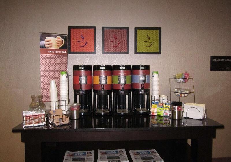 酒店 Hampton Inn Fort Myers Airport & I 75