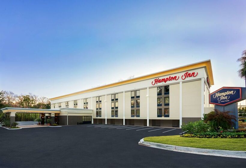 בית מלון כפרי Hampton Inn Gainesville