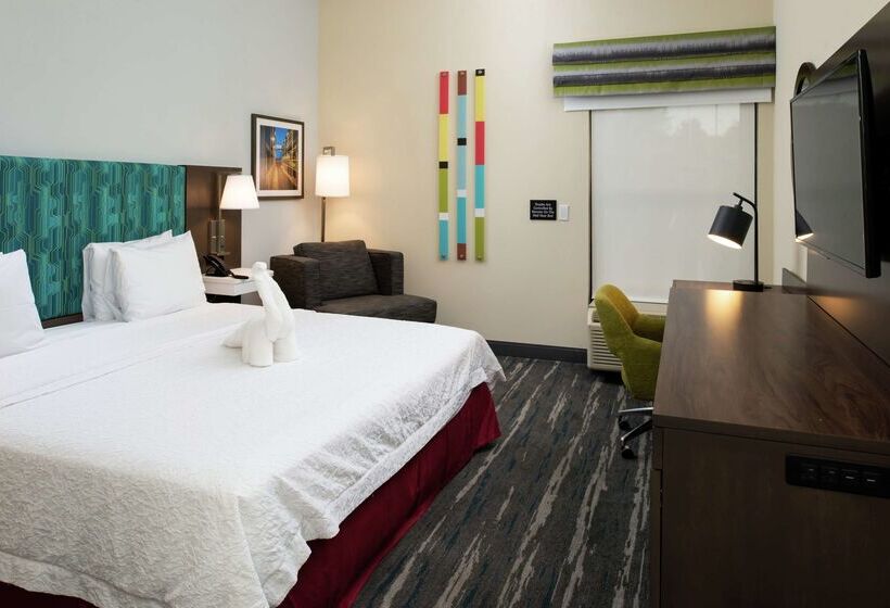 Отель Hampton Inn Greensboro Airport