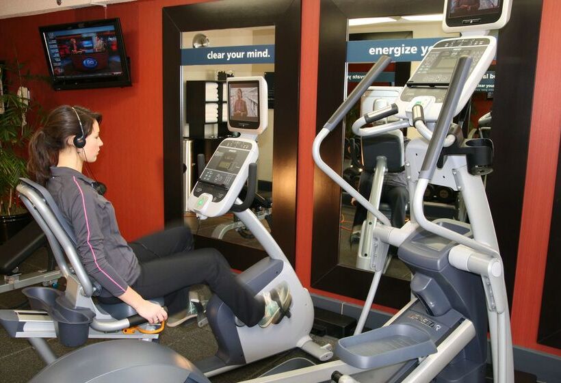 Отель Hampton Inn Greensboro Airport