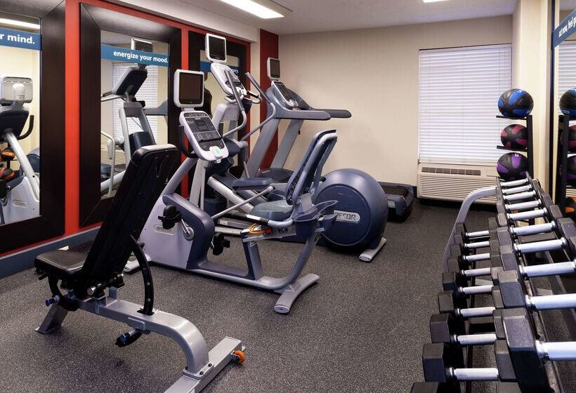 Отель Hampton Inn Greensboro Airport