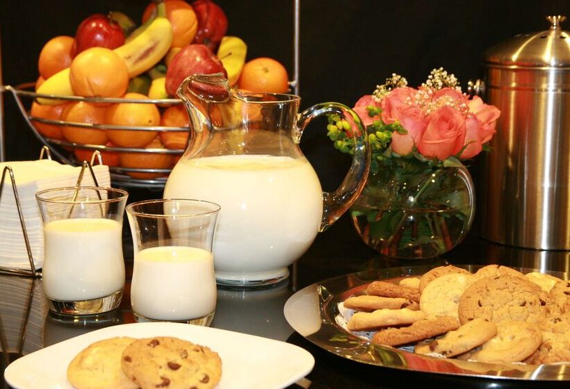 Отель Hampton Inn Greensboro Airport