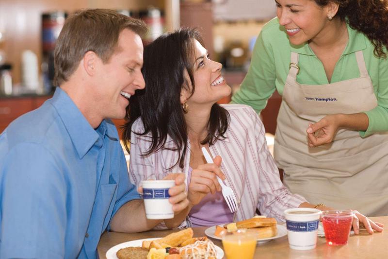 Отель Hampton Inn Greensboro Airport