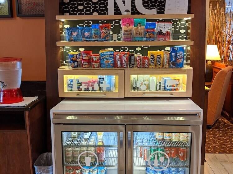 فندق Hampton Inn Greensboroeast