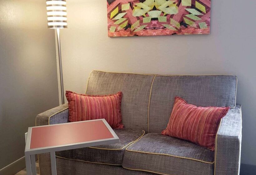 فندق Hampton Inn Greensburg