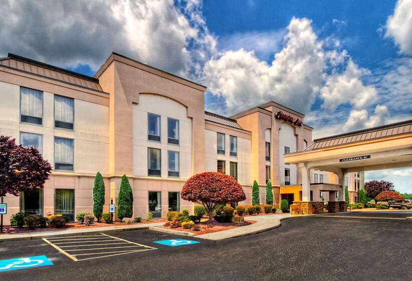 فندق Hampton Inn Greensburg