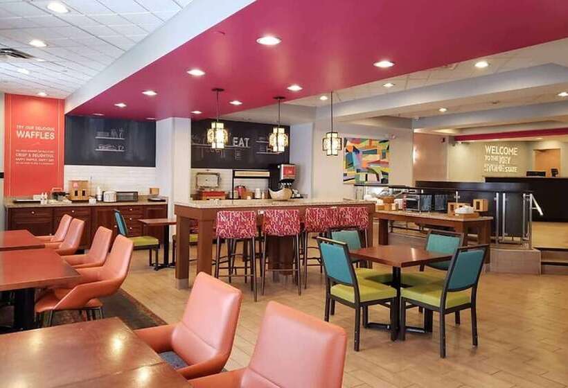 فندق Hampton Inn Greensburg