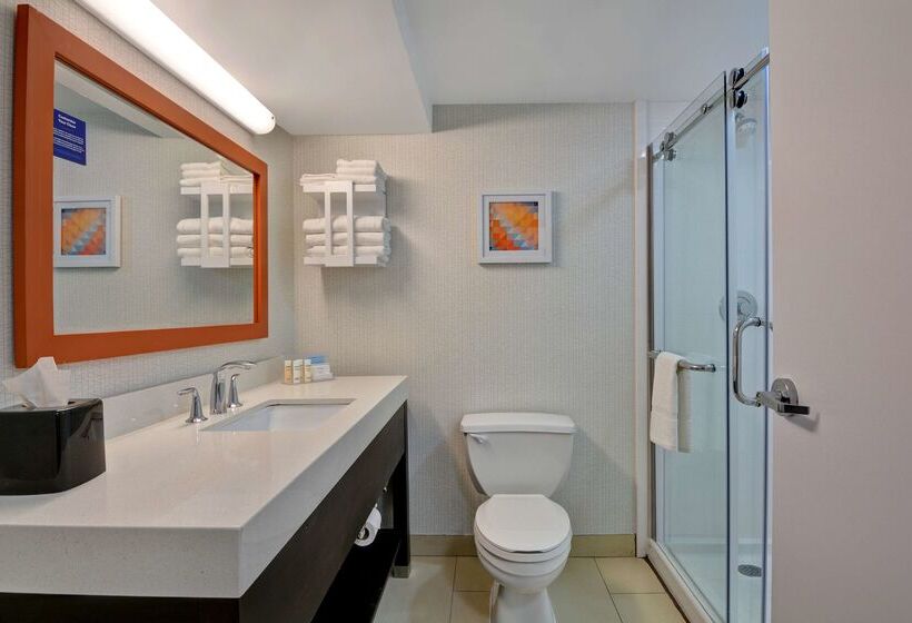 فندق Hampton Inn Greenwood