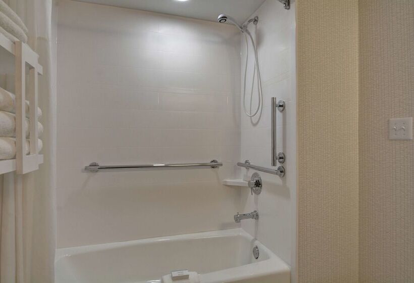 فندق Hampton Inn Greenwood