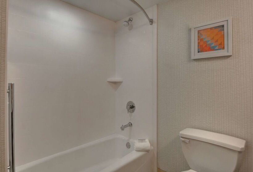 فندق Hampton Inn Greenwood