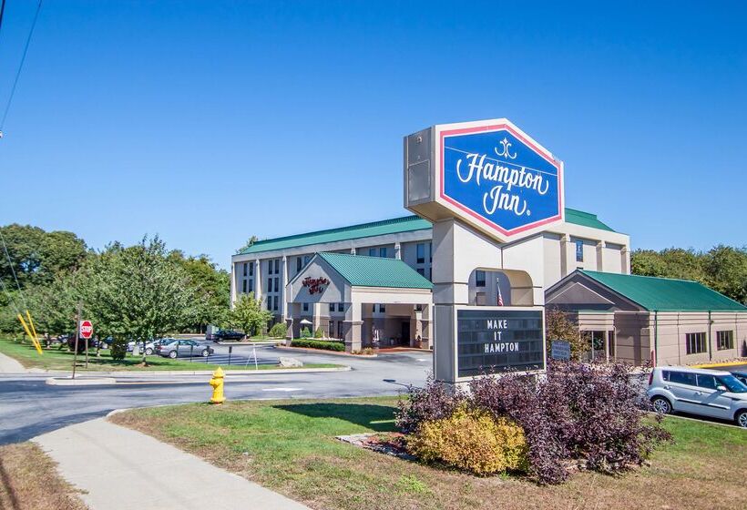 هتل Hampton Inn Groton