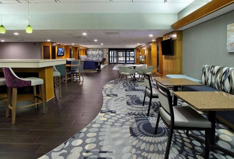 فندق Hampton Inn Hagerstown I 81