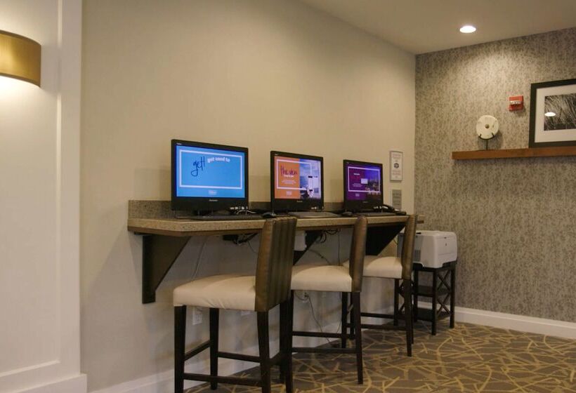 فندق Hampton Inn By Hilton Hallandale Beach Aventura