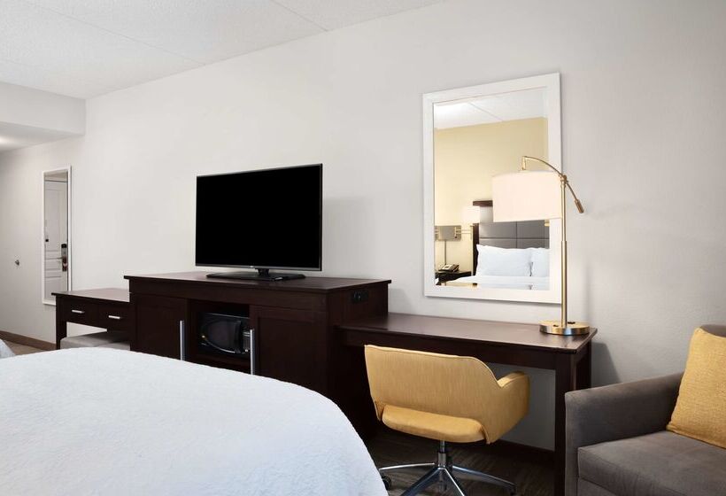 فندق Hampton Inn By Hilton Hallandale Beach Aventura