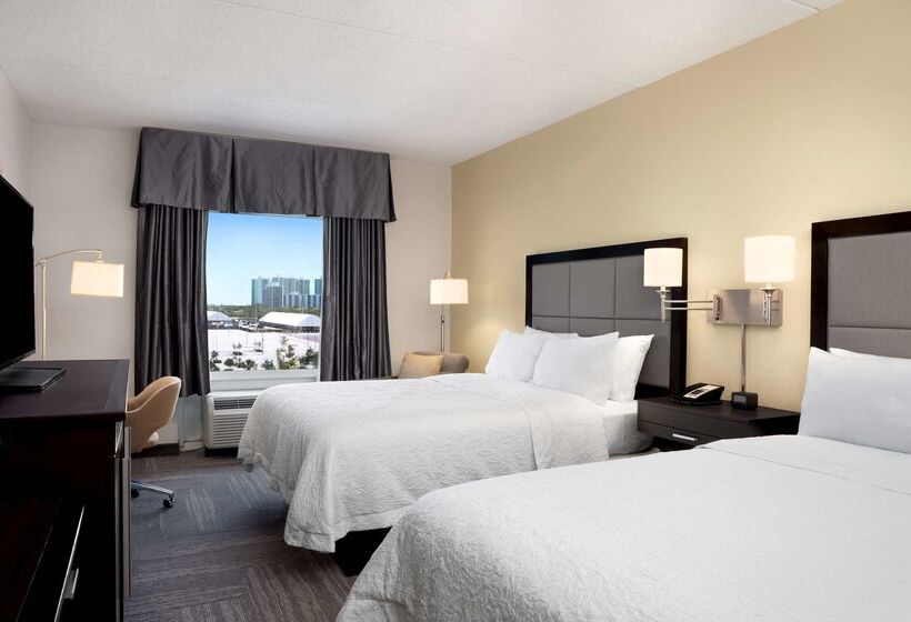 فندق Hampton Inn By Hilton Hallandale Beach Aventura