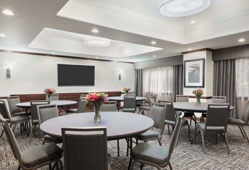 هتل Hampton Inn Hartford/airport